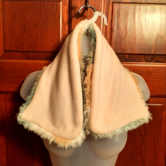 Anthropologie Faux Fur Scarf - Picture 3 of 5